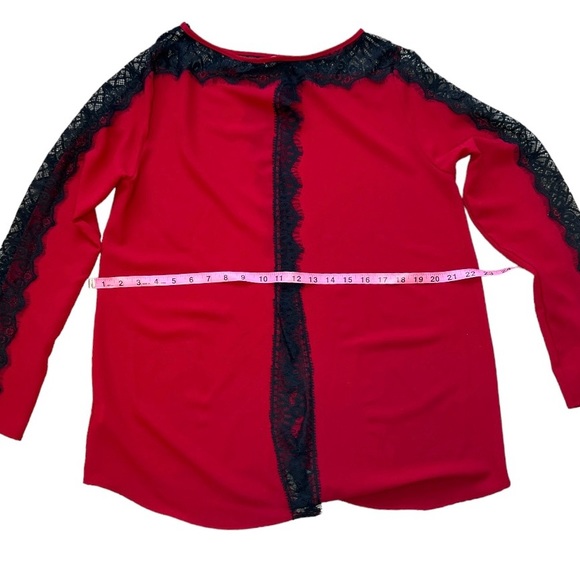 Beauitiful woman's blouse deep red with lace accent flares in back - Picture 6 of 7